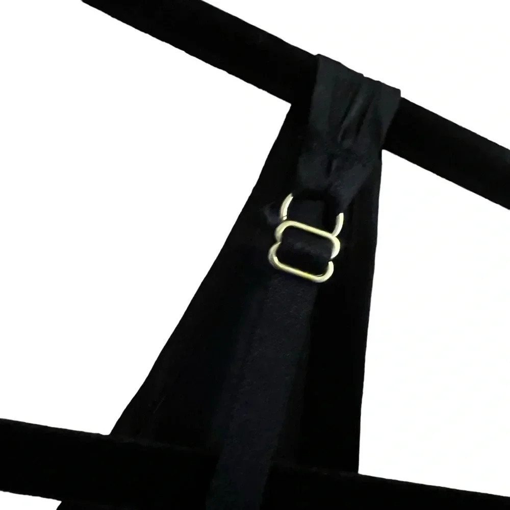 Soma black adjustable strap camisole v-neck tank top w/stretchy back panel small - Picture 4 of 6